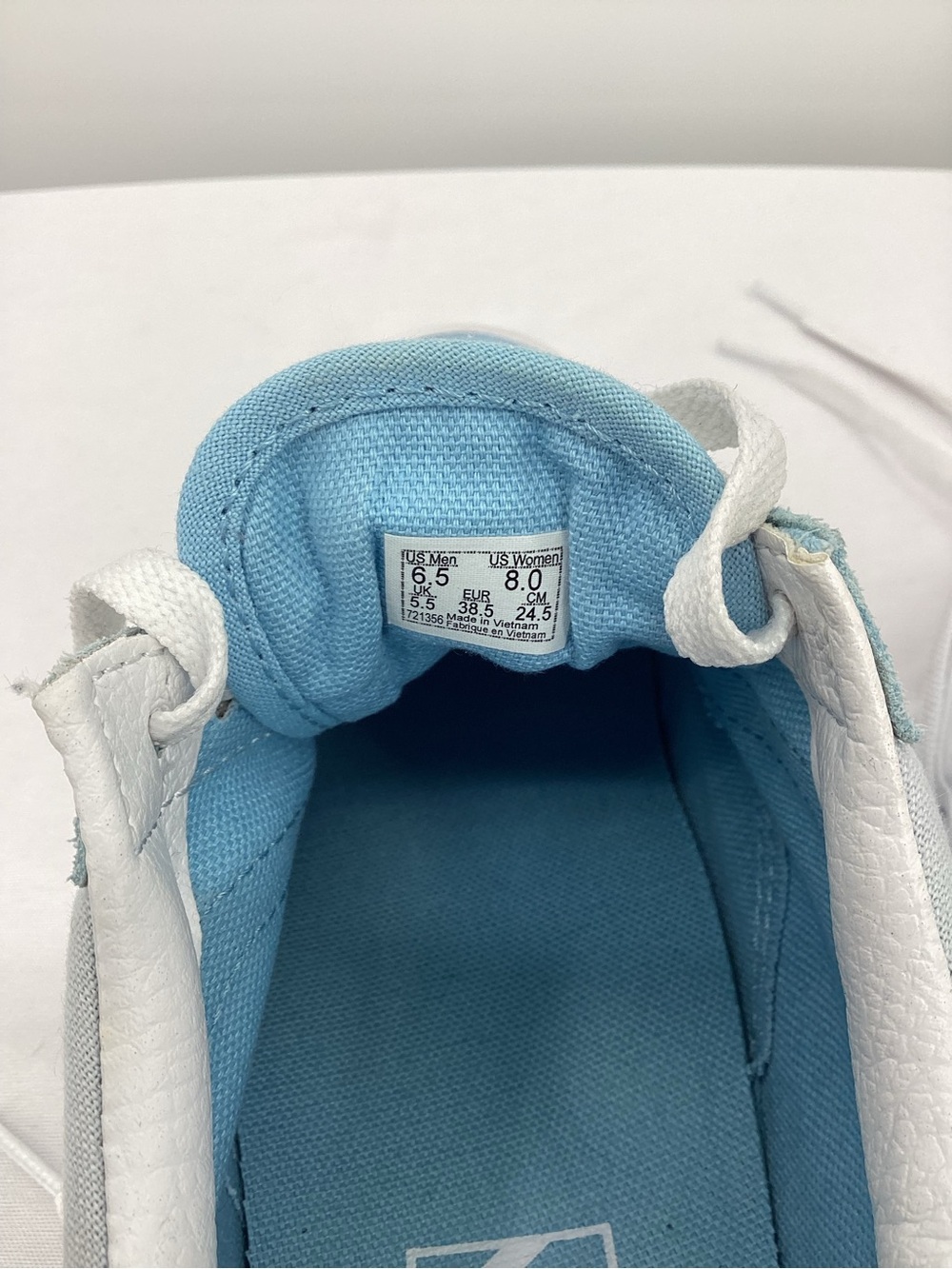 Vans Suede Platform Low-Top Sneakers in Light Blue - Picture 10 of 10